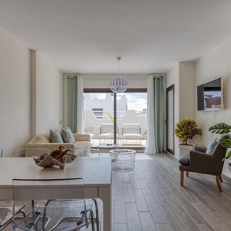 Homeforguest Flat With Large Terrace In Modern Residential Complex With Swimming Pool Caleta De Fuste Bagian luar foto