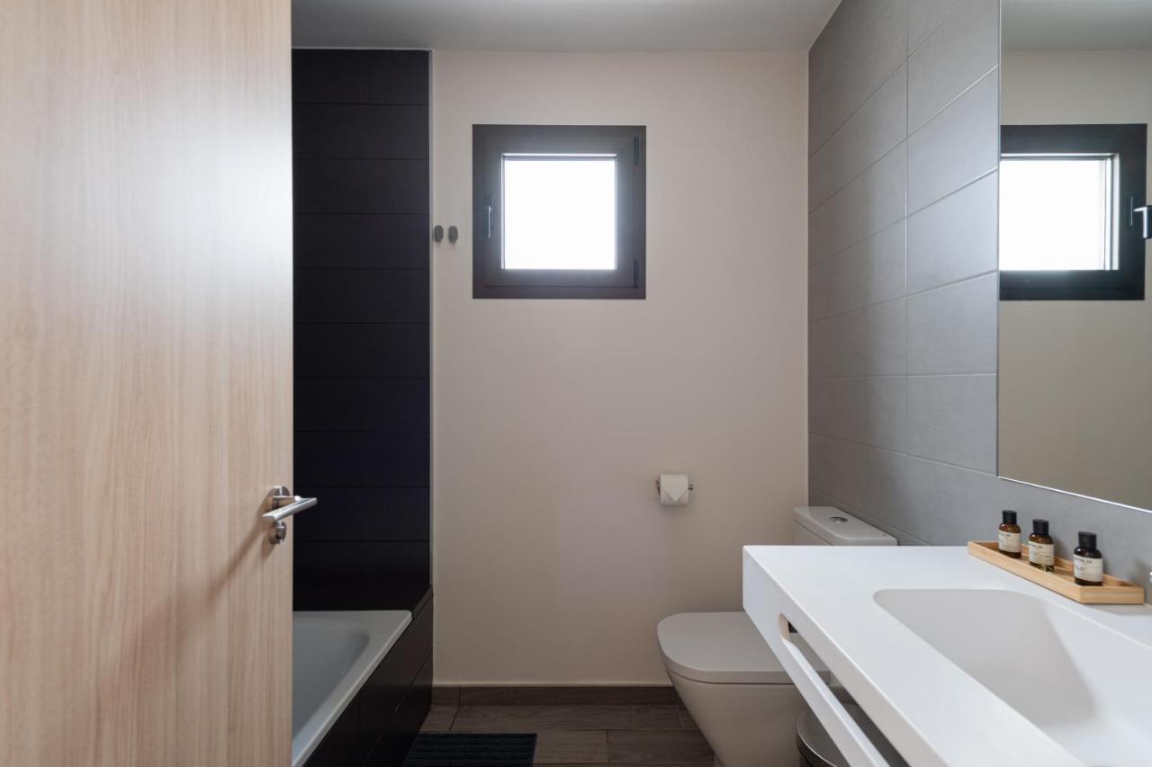 Homeforguest Flat With Large Terrace In Modern Residential Complex With Swimming Pool Caleta De Fuste Bagian luar foto