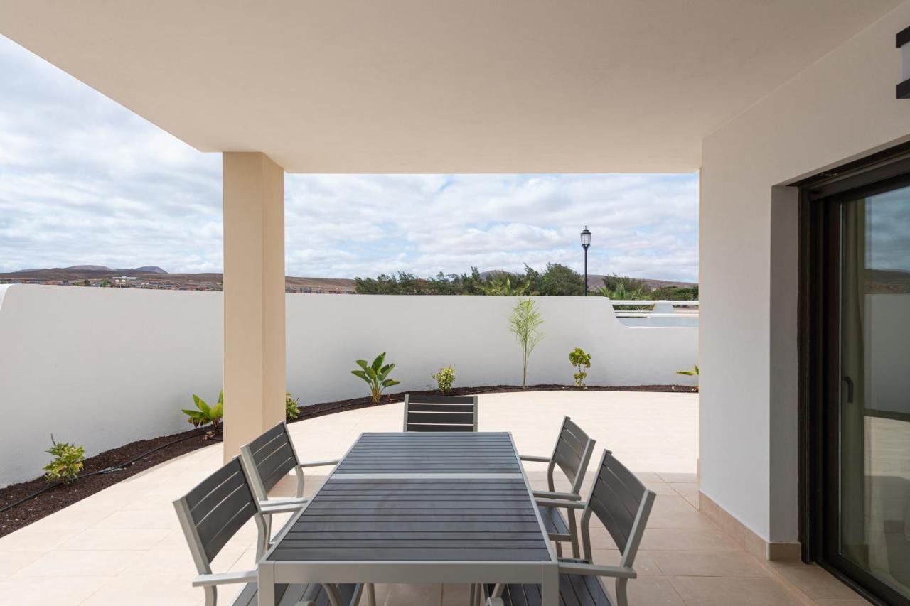 Homeforguest Flat With Large Terrace In Modern Residential Complex With Swimming Pool Caleta De Fuste Bagian luar foto