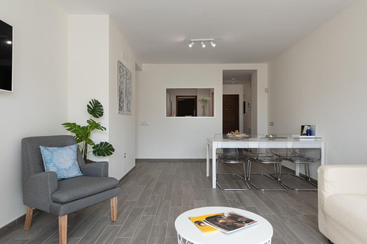 Homeforguest Flat With Large Terrace In Modern Residential Complex With Swimming Pool Caleta De Fuste Bagian luar foto